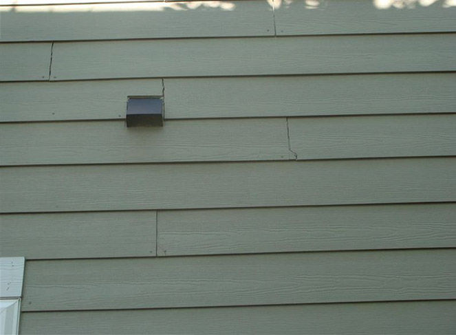 Clapboard lap siding style on a Denver home
